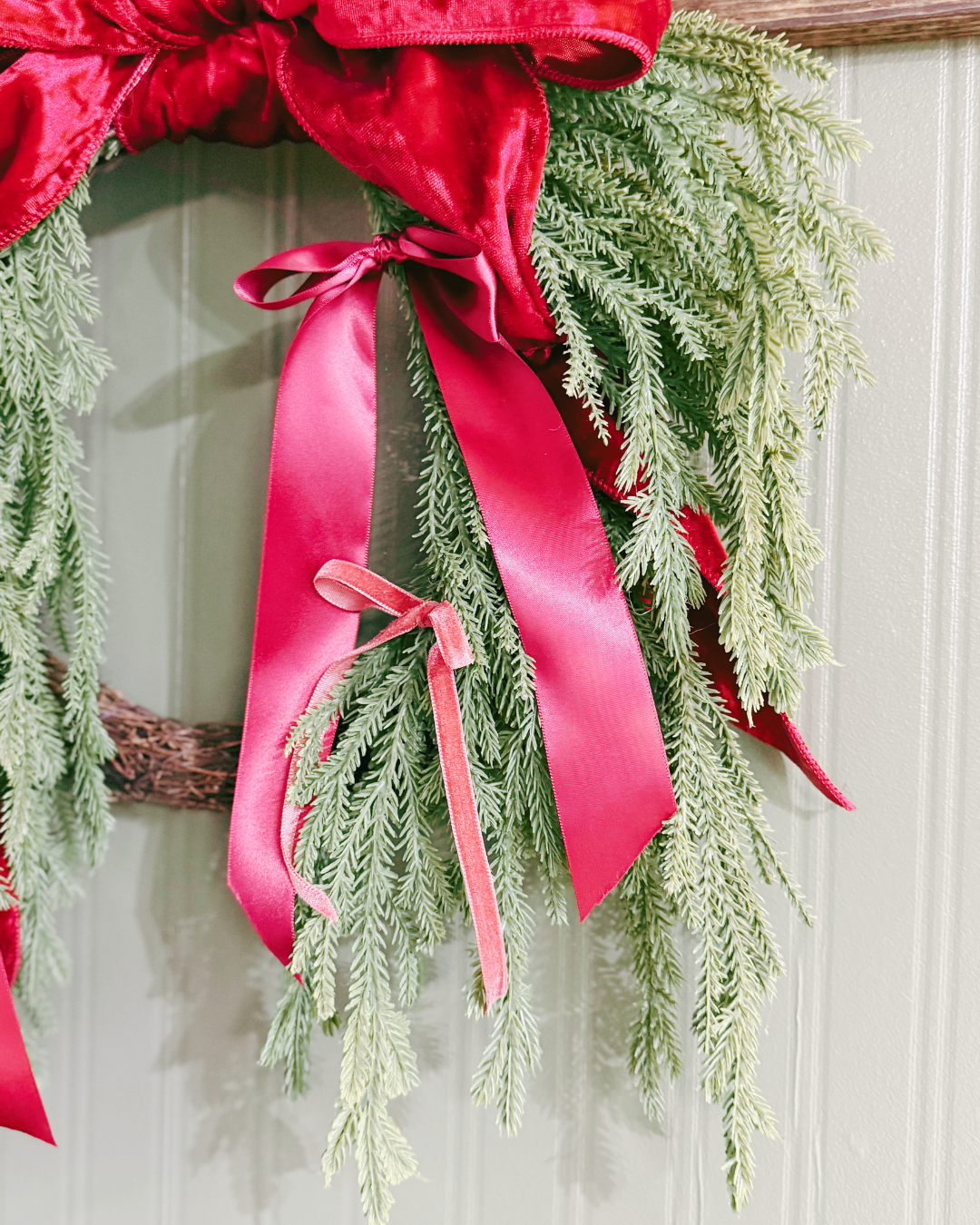 Norway Spruce Wreath with Red Bows